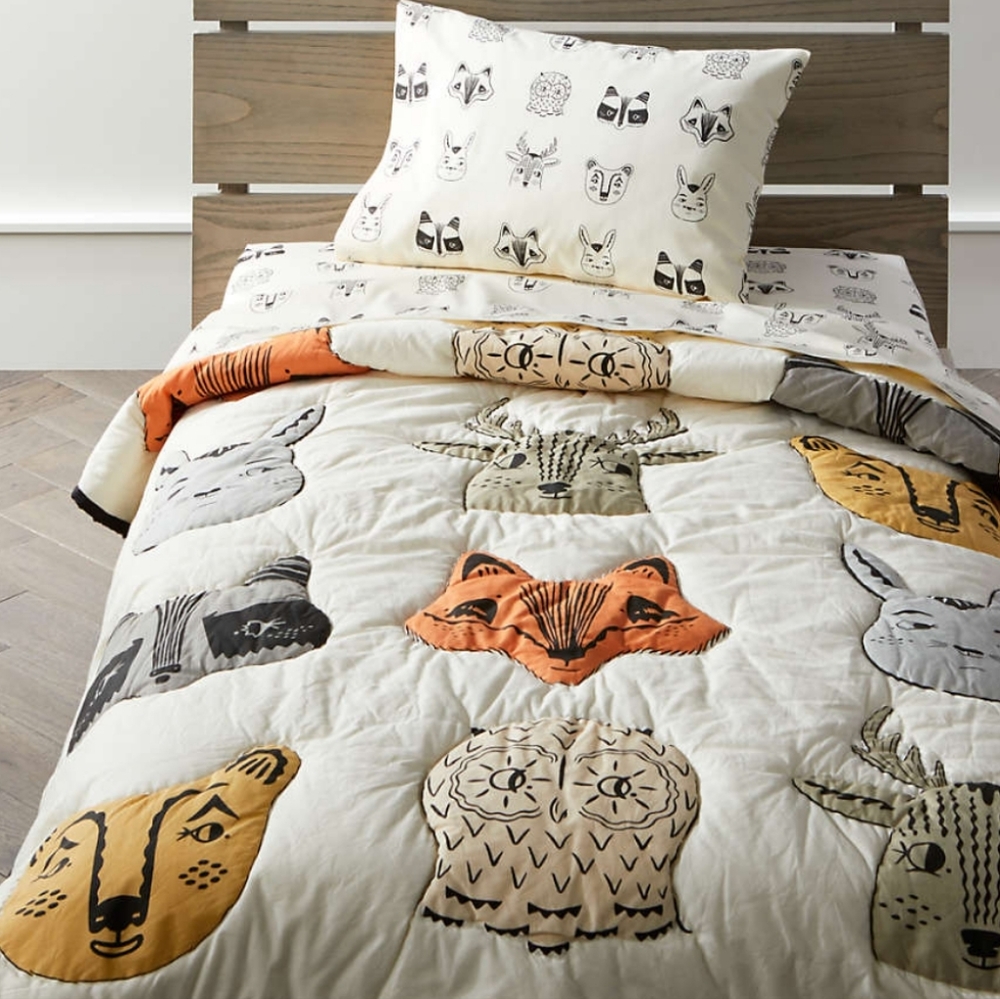 Roxy Marj Crate & Barrel Kids Woodland Animal Baby Crib Quilt - Picture 5 of 8